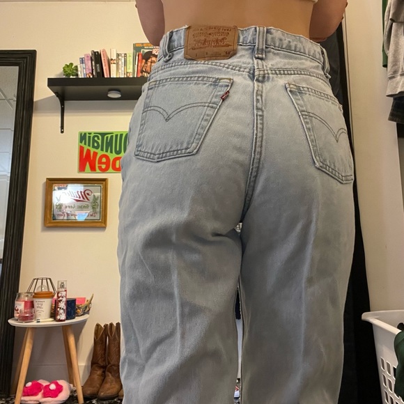 VINTAGE LEVI JEANS - Picture 3 of 4